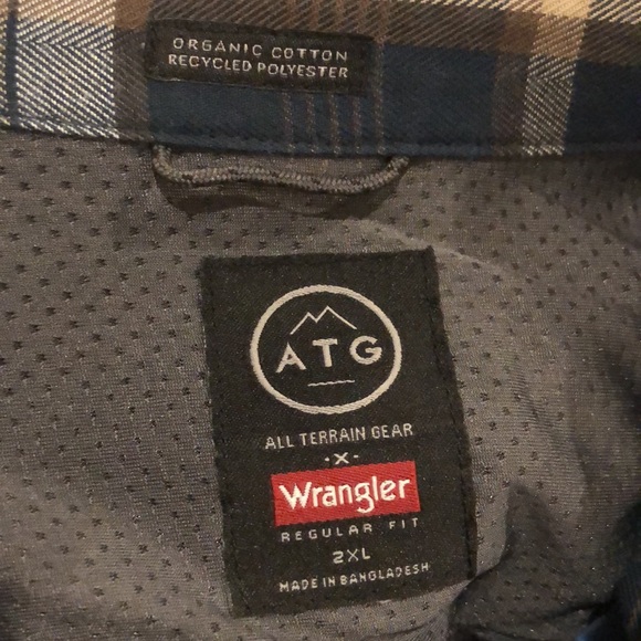 NWOT! ATG Wrangler plaid button up shirt with elbow patches - Picture 5 of 8